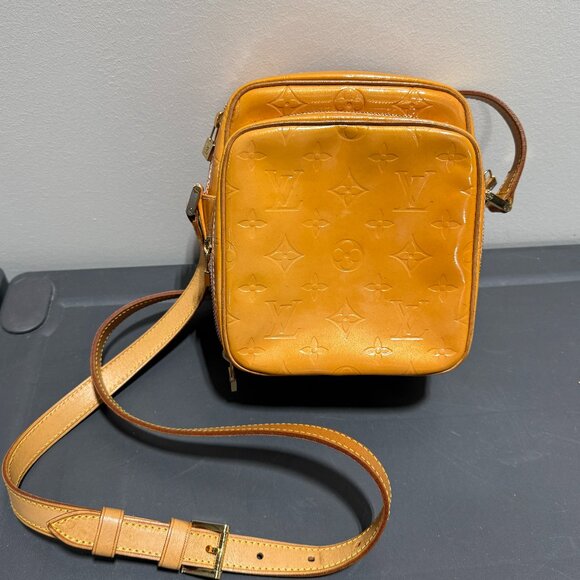 Louis Vuitton Yellow Monogram Vernis Wooster Cross Body Bag - Picture 1 of 6